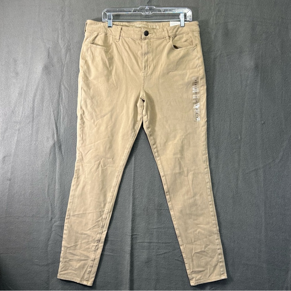 New with tags 16 long American Eagle Hi-Rise Jegging tan next level stretch 16T